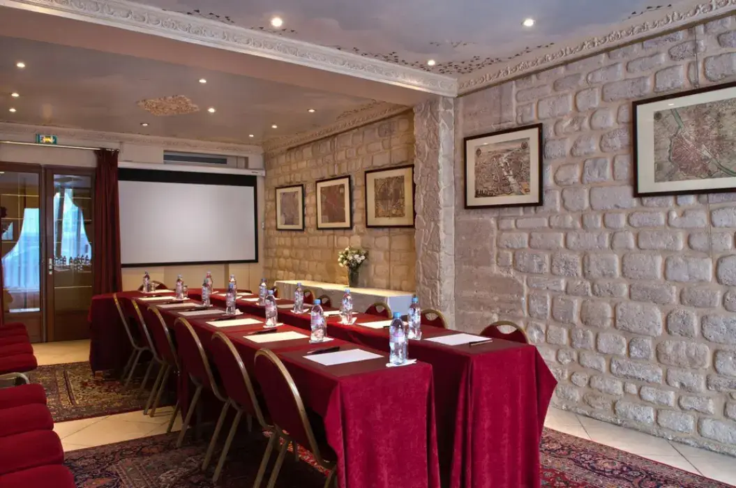 Minerve Hotel 6
