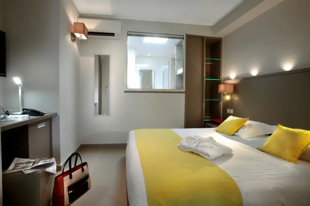 Seventeen Hotel 6
