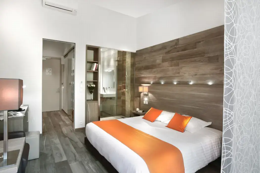 Seventeen Hotel 10