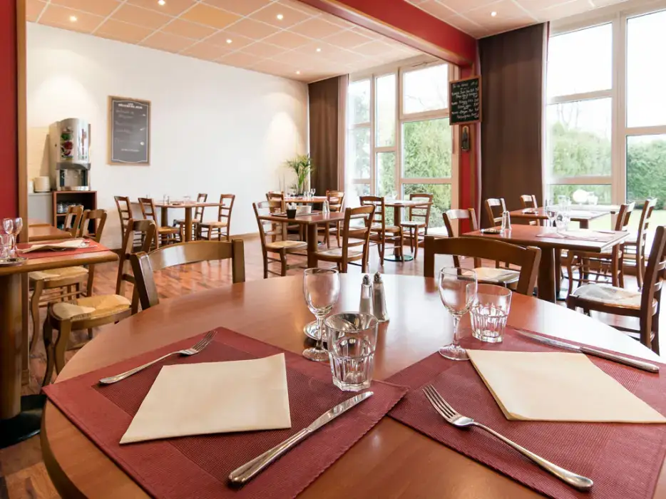 Ibis Charleville Mezière 8