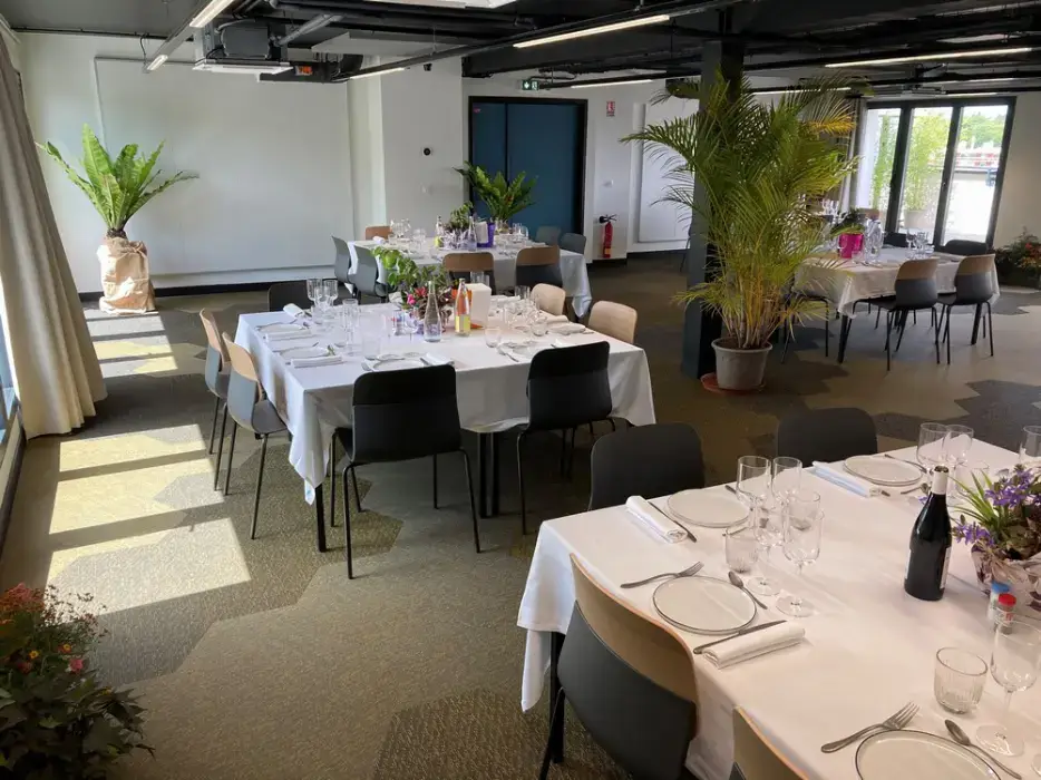 Ibis Styles Dreux Centre Gare 7