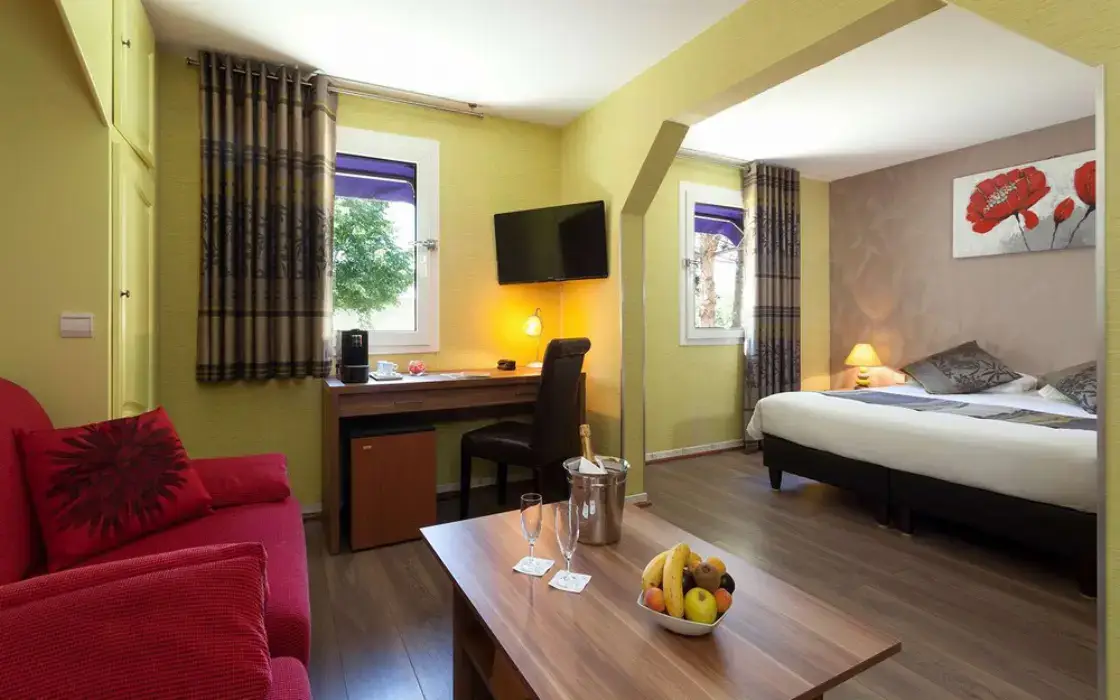 Hôtel Carline Beaune 9