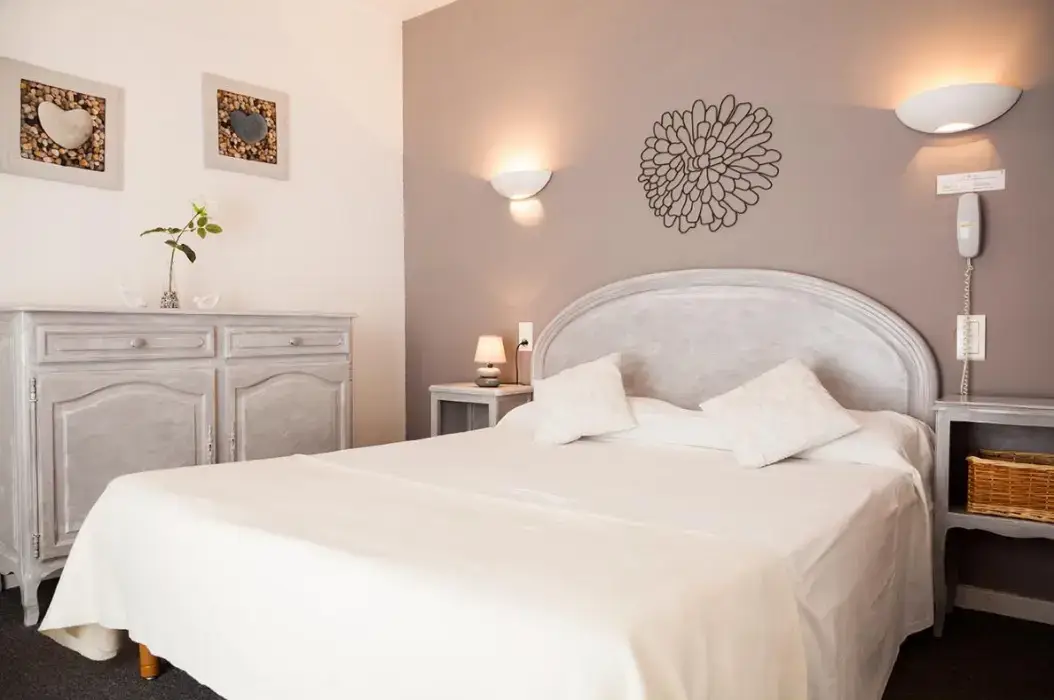 Hôtel le Petit Manoir 5