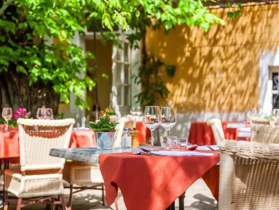 Hôtel le Petit Manoir 7