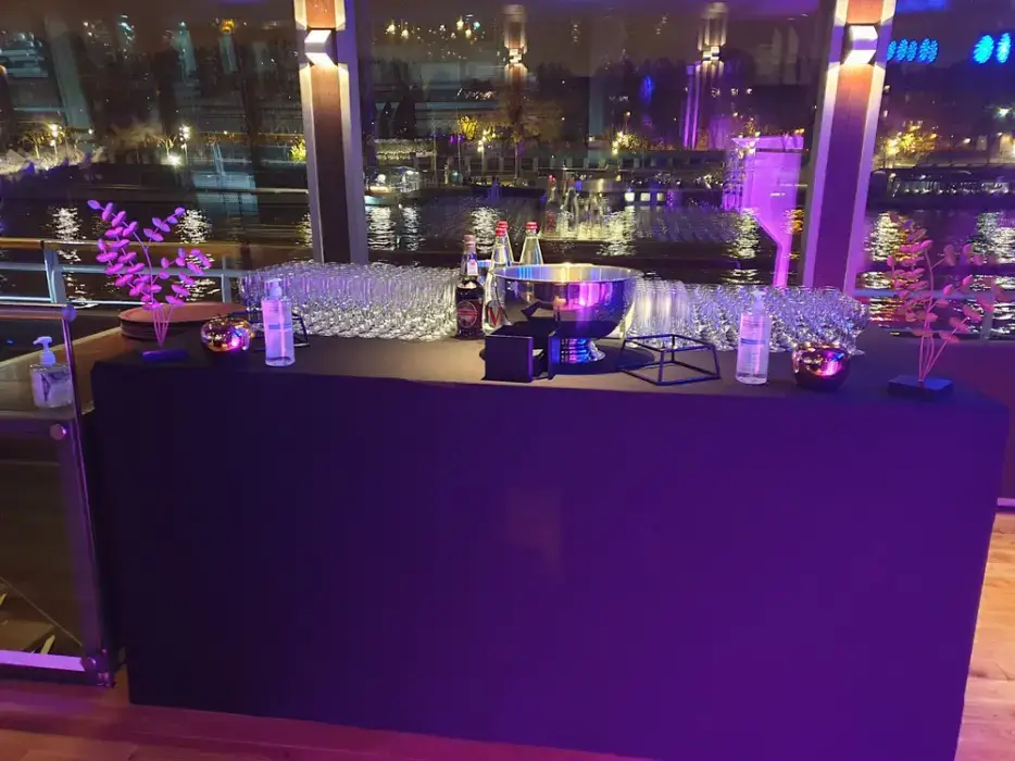 Bleu Seine Bel Ami 10