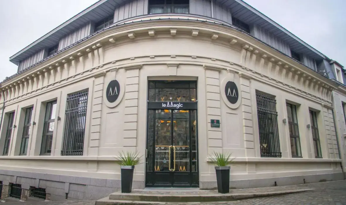 Le Magic Hôtel et Spa 2