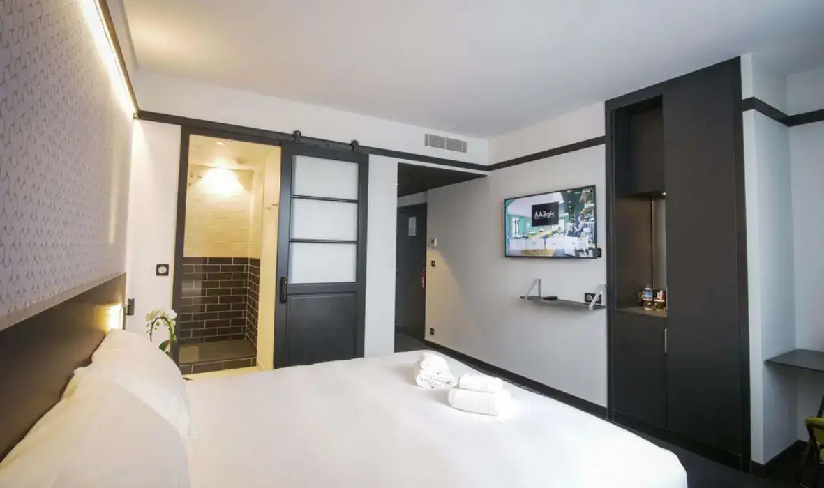 Le Magic Hôtel et Spa 23