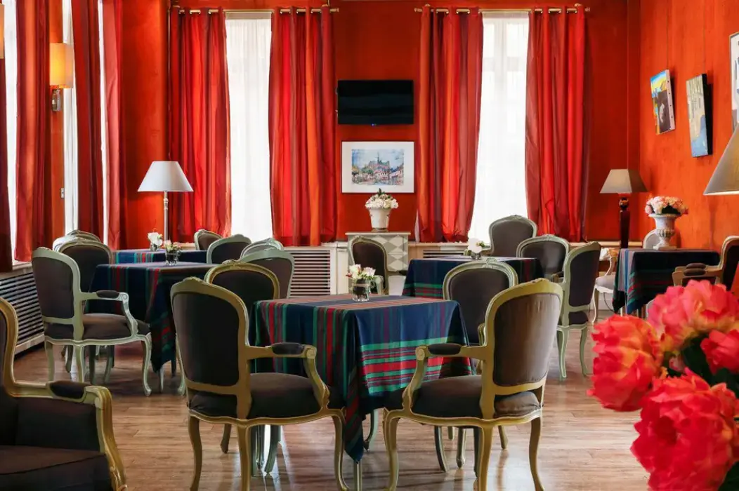 Grand Hôtel de L'Univers Amiens 9