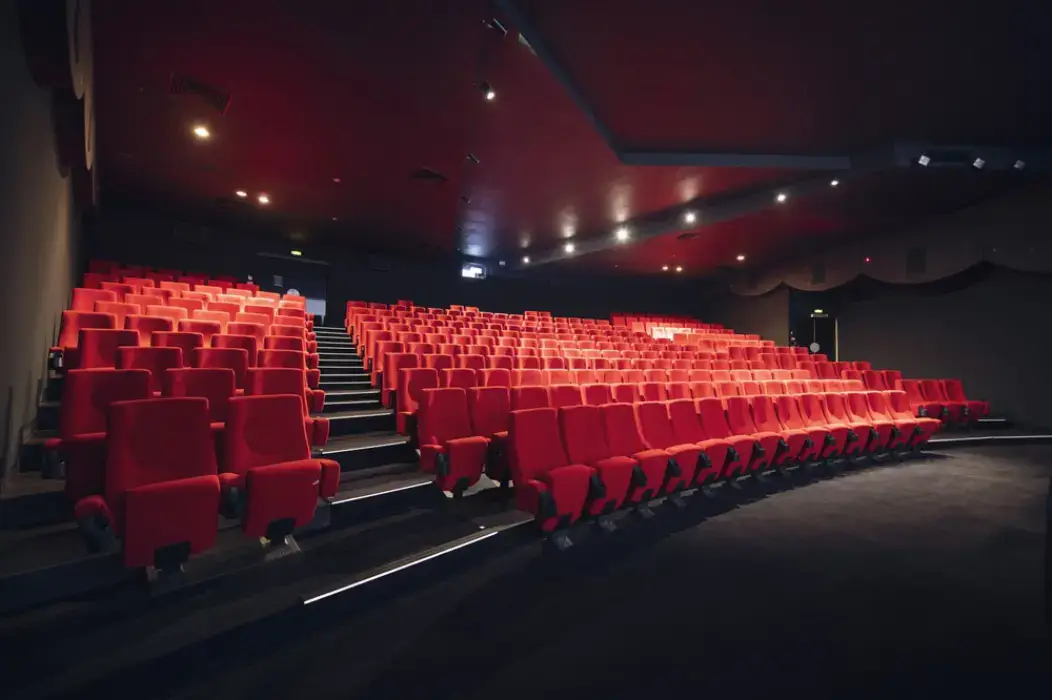 Pathé Opera Premier 10