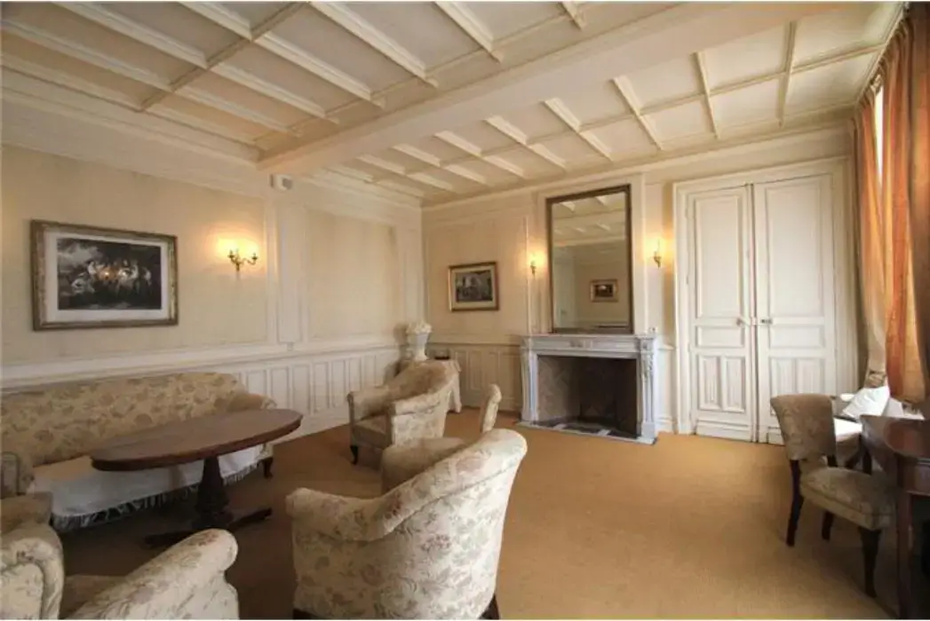 Chateau Perigny 12