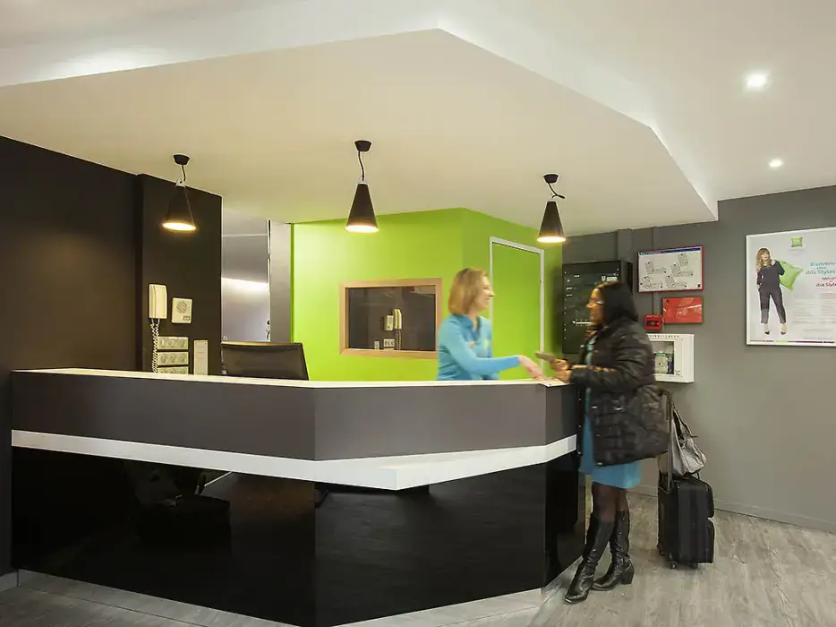 Ibis Styles Reims Centre Cathédrale 10