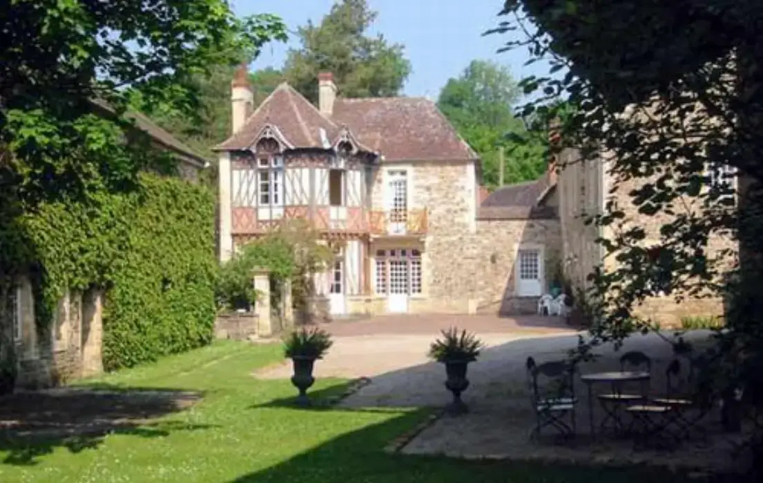 Le Moulin De Bully 2