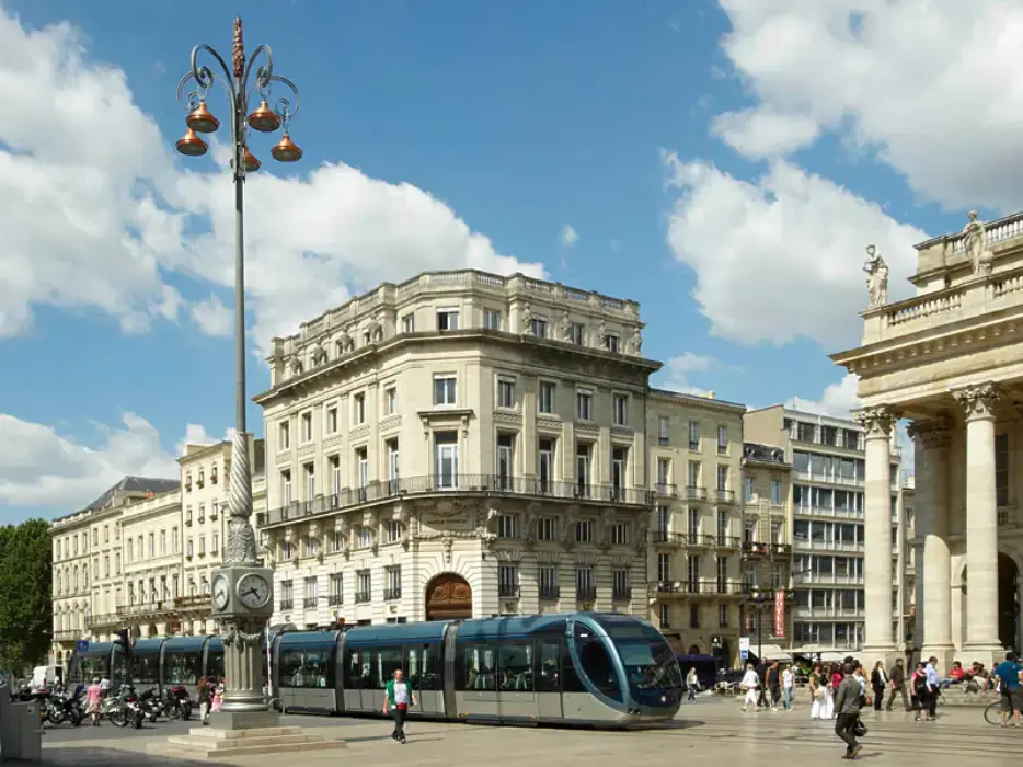 Buro Club Bordeaux Grand-Théâtre 2