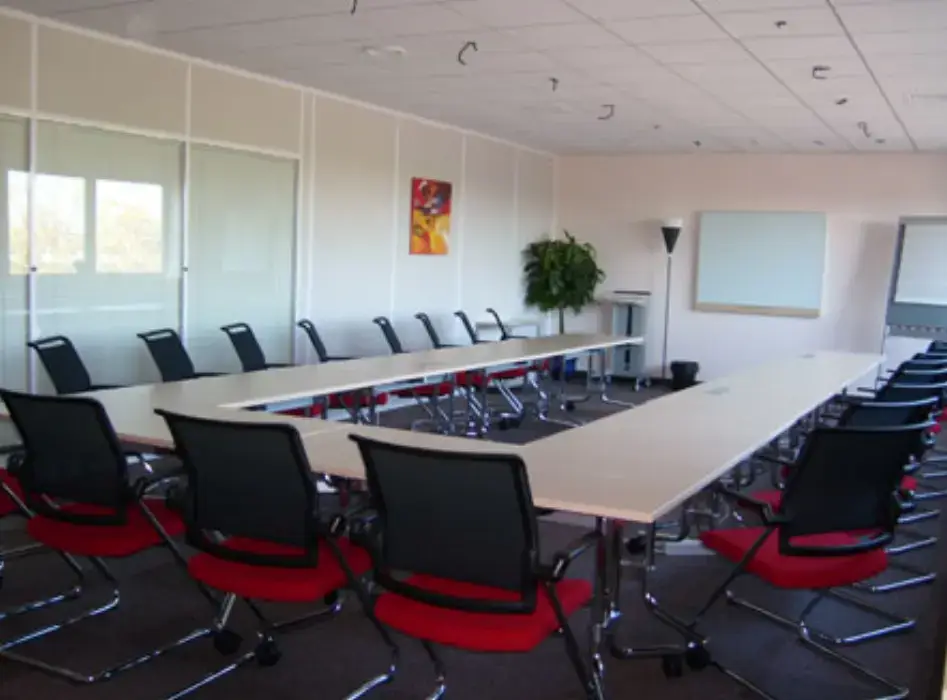 Regus Toulouse Blagnac Airport 3