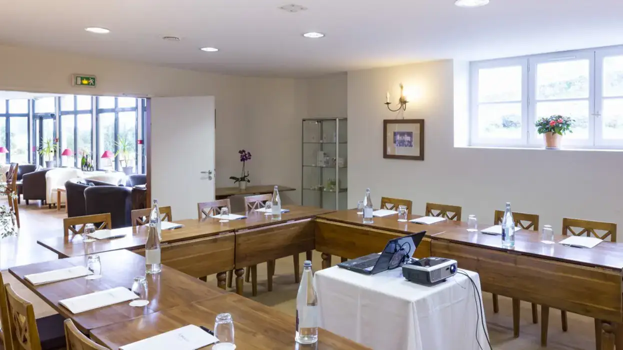 Hotel Restaurant Spa du Tumulus 4
