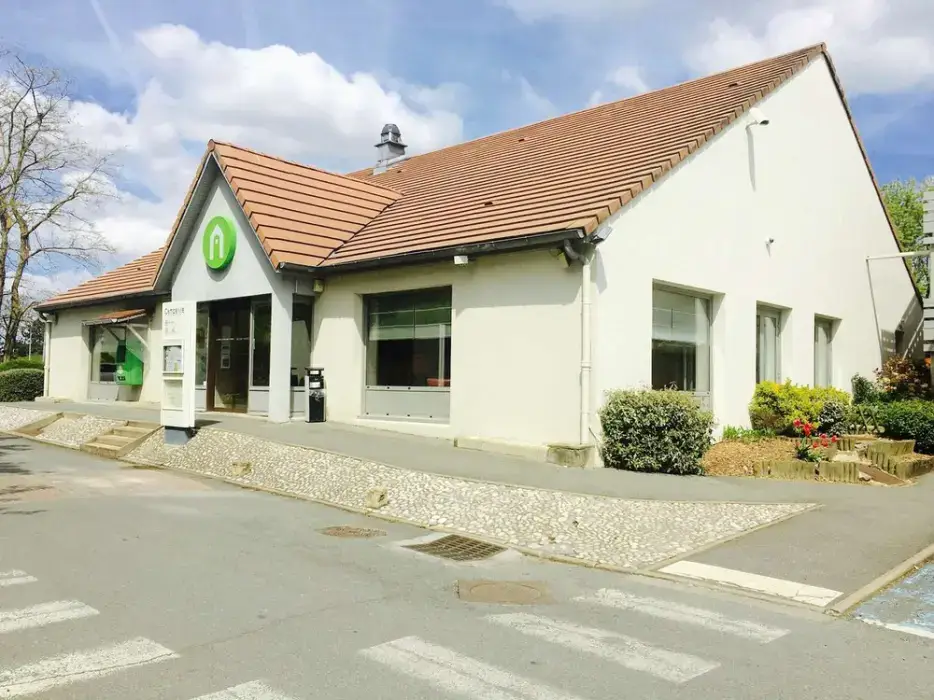 Campanile Villejust Courtaboeuf