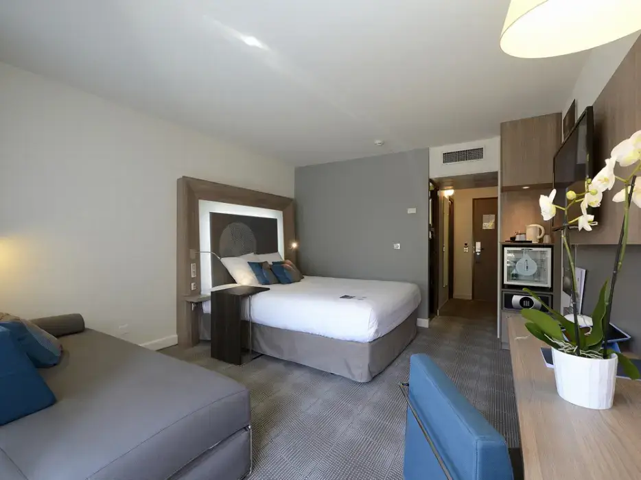 Novotel Avignon Nord 12