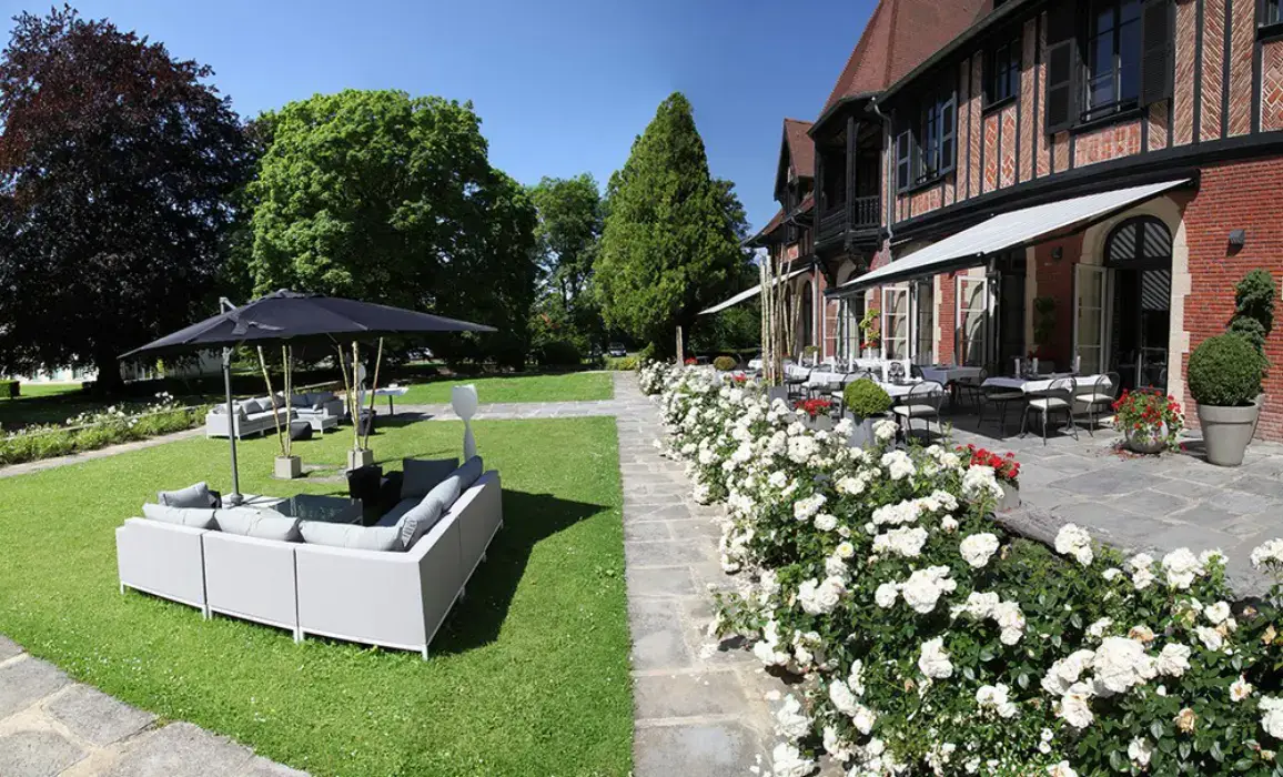 Le Manoir Restaurant 2