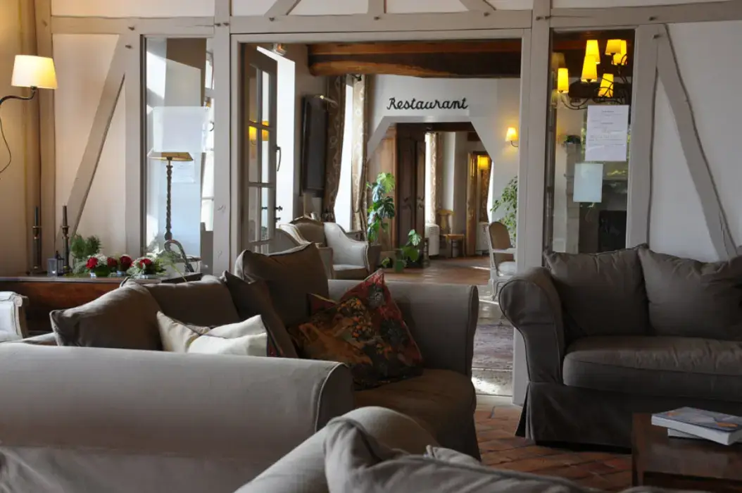 Hostellerie de la Tour d'Auxois 4