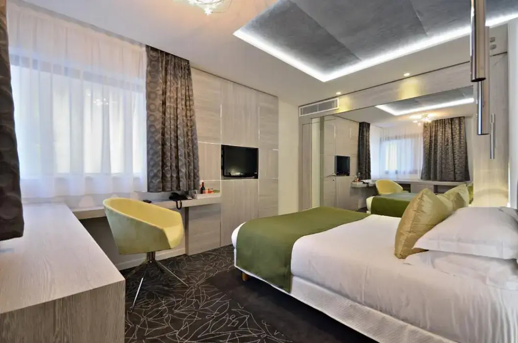 Hôtel Cezanne et SPA 6