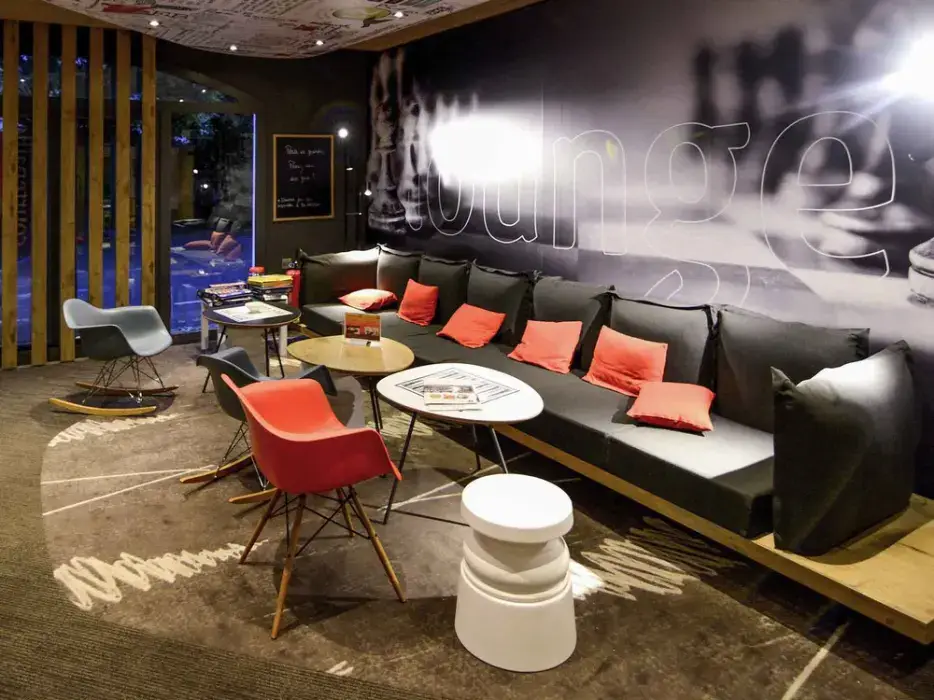 Ibis Marseille Est La Valentine 4