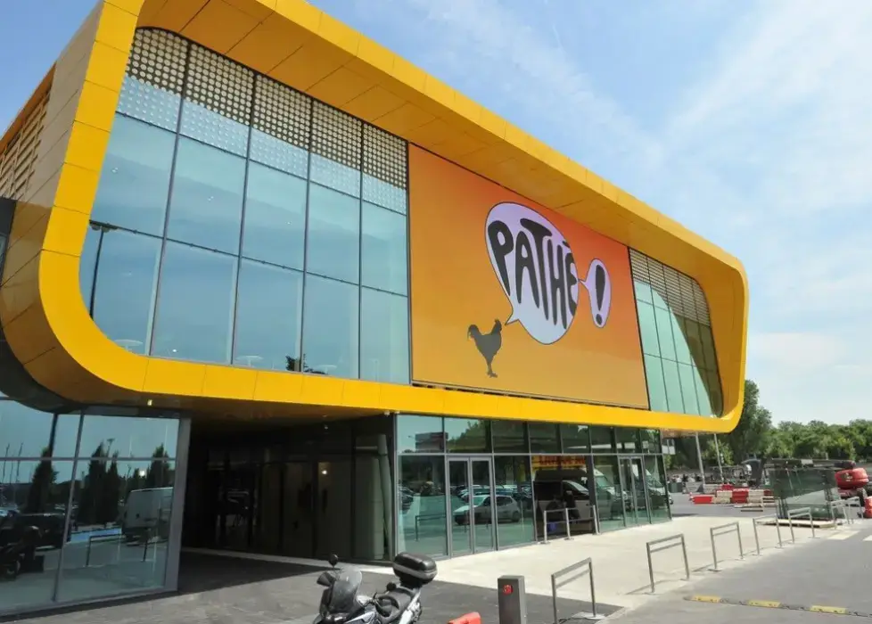 Pathé Belle Epine 4
