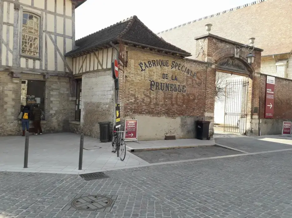 Cellier aux Champagnes 3