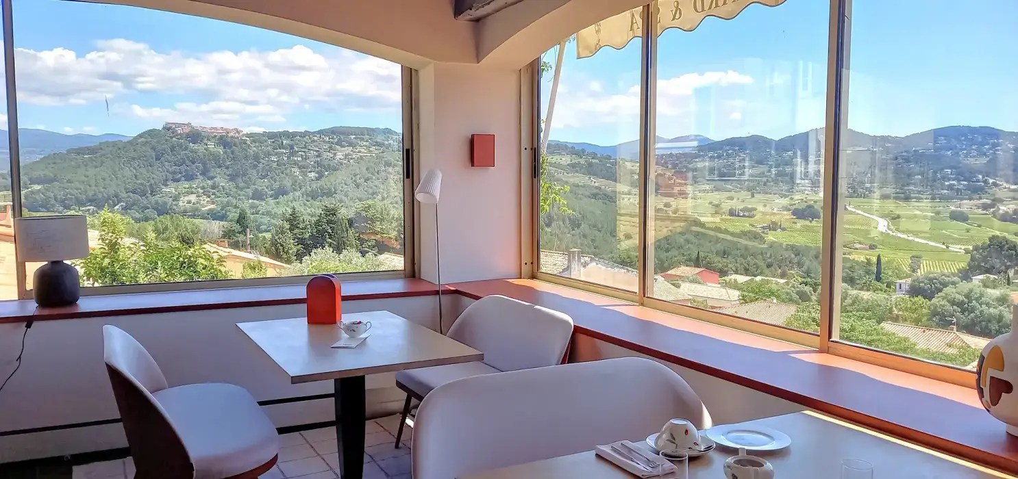 Hostellerie Berard 5