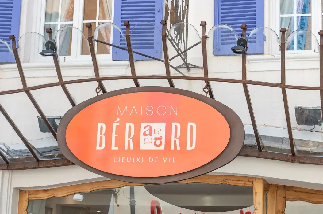 Hostellerie Berard 12