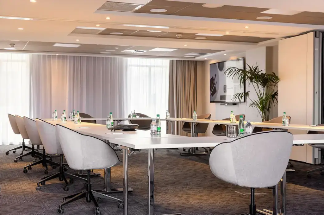 Hilton Garden Inn et Hampton by Hilton Tours Centre 10
