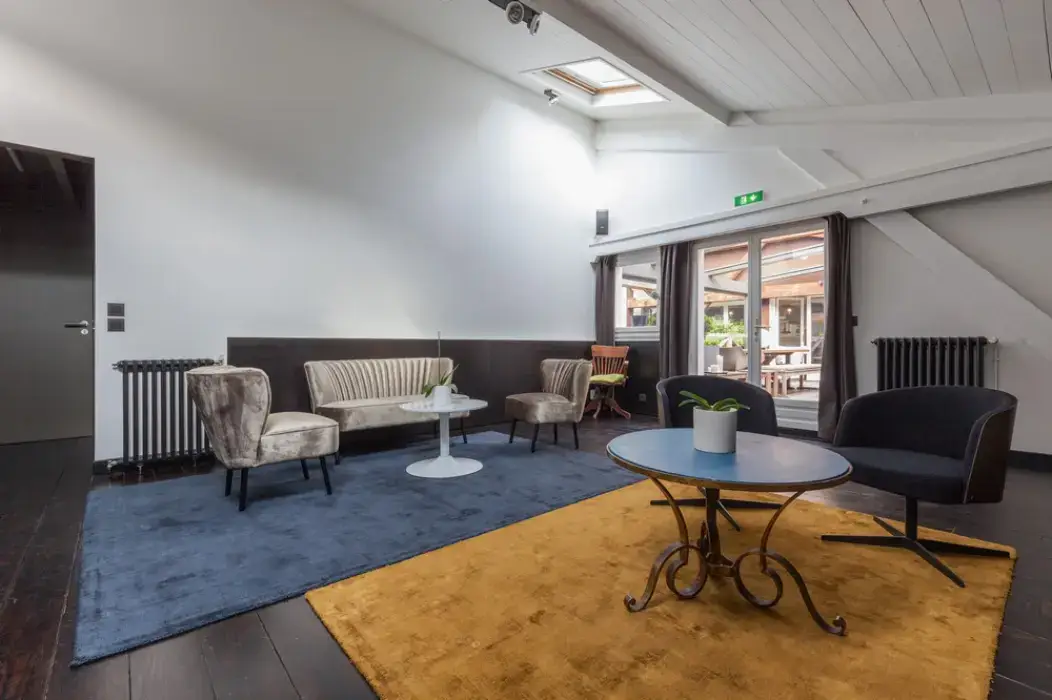 Lieu Privé 9