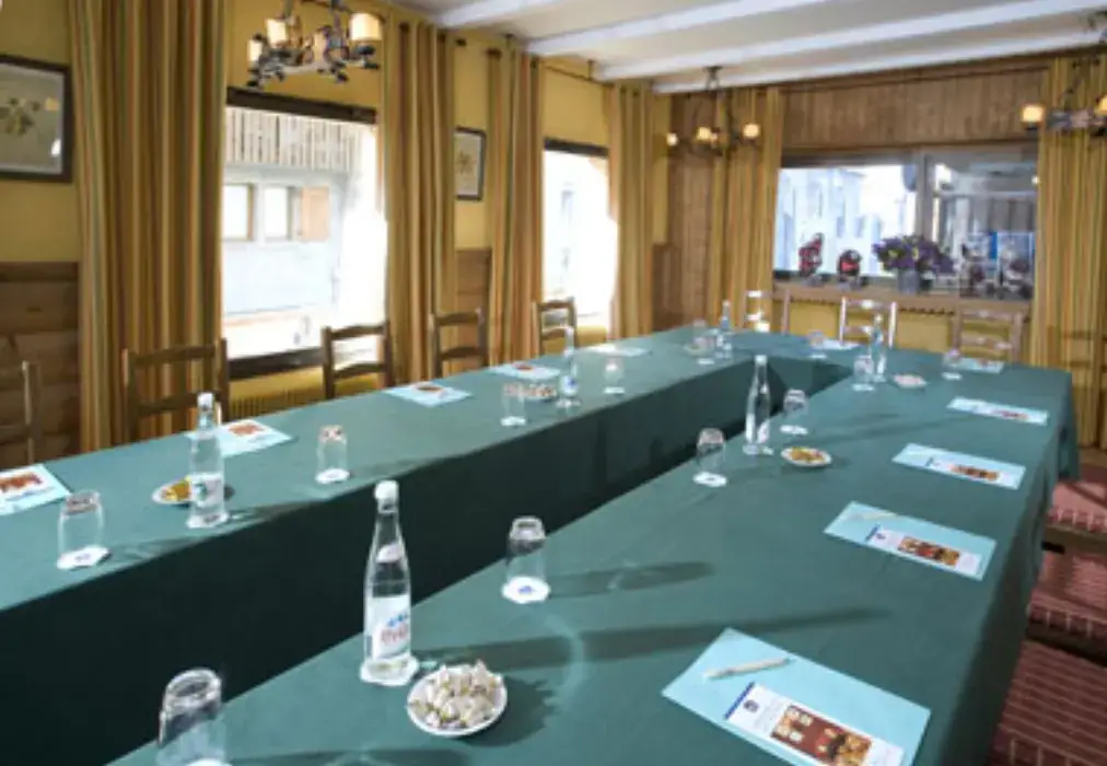 Best Western Chalet Les Saytels 10