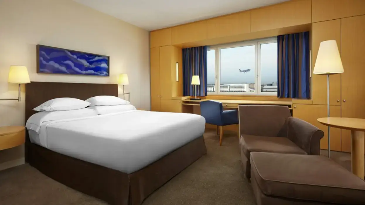 Sheraton Paris Airport 4