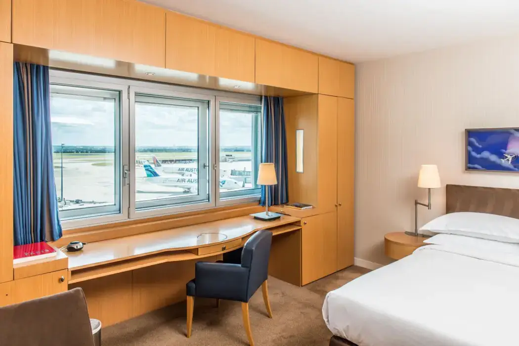 Sheraton Paris Airport 5