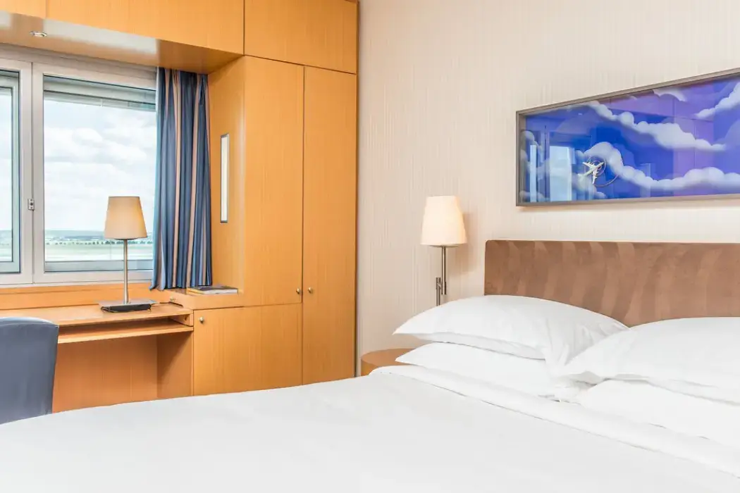 Sheraton Paris Airport 7