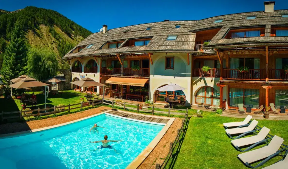 La Ferme de L'Izoard 2