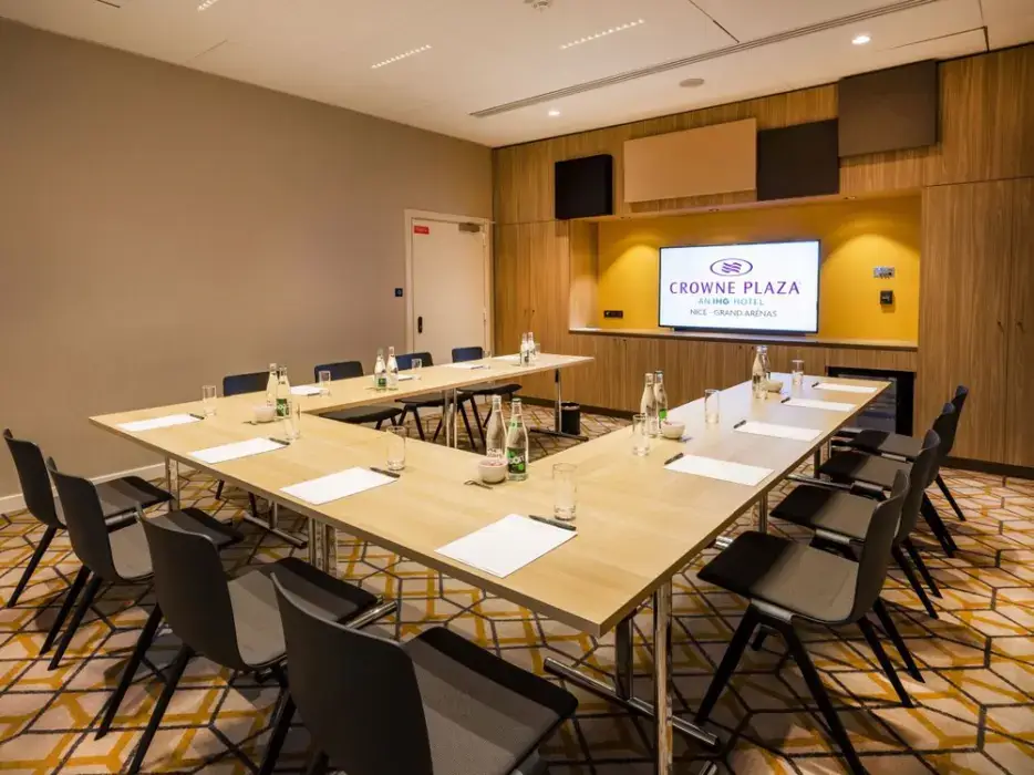 Crowne Plaza Nice - Grand Arenas 9