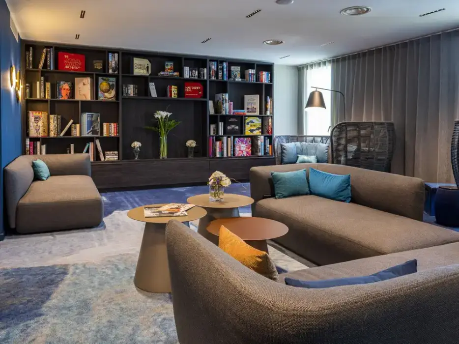 Crowne Plaza Nice - Grand Arenas 10