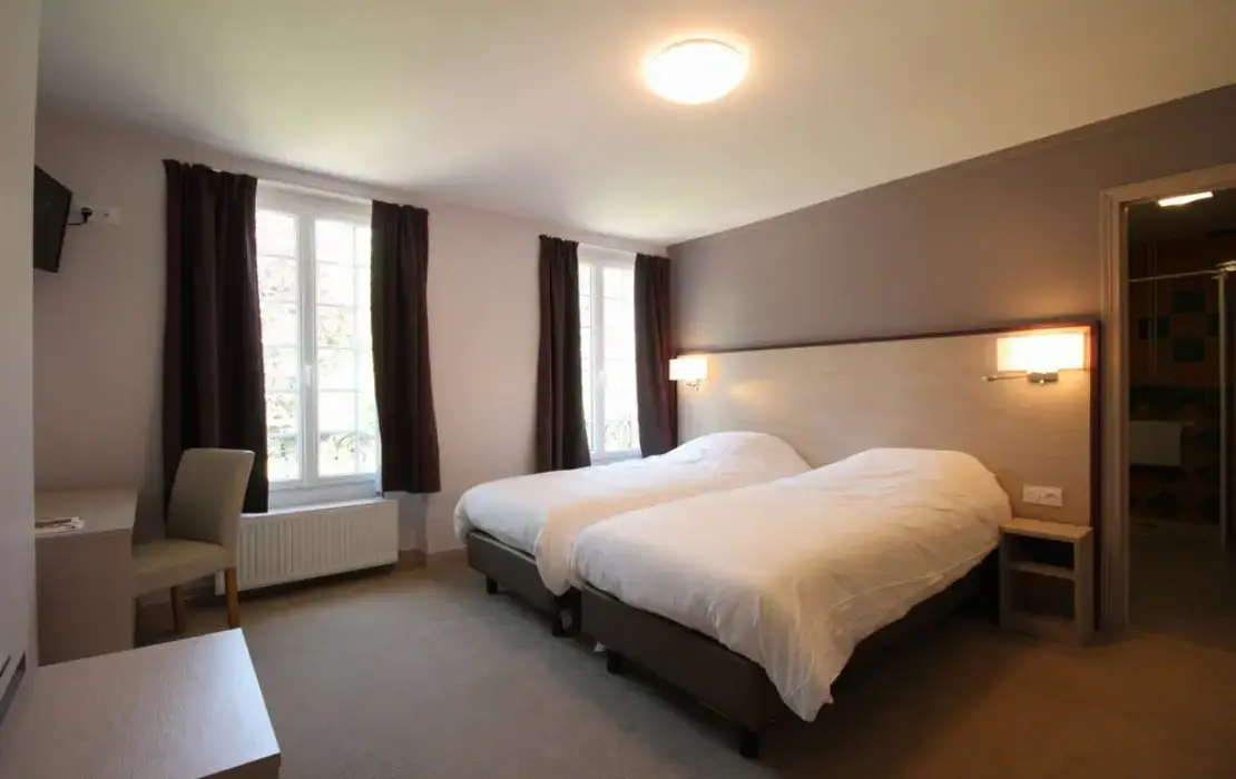 Hôtel Les Champs 2