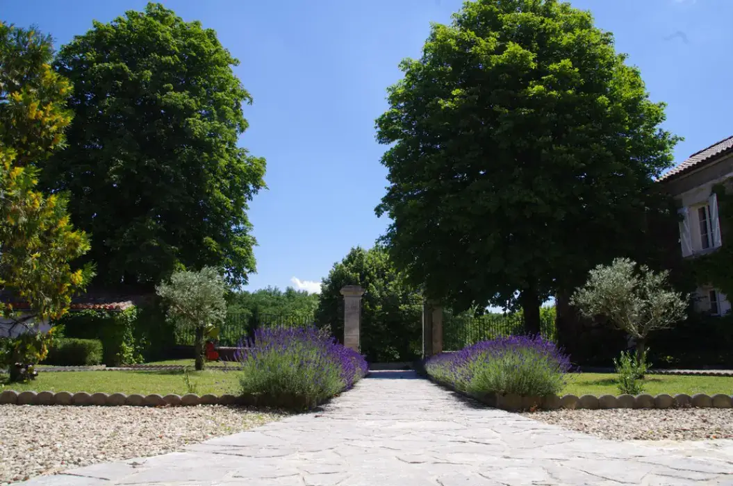 Domaine du Châtelard 2