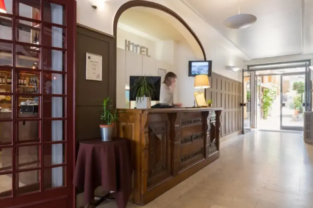 The Originals City Hôtel Bristol Le Puy-en-Velay 8