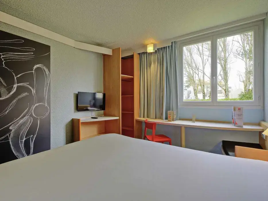 Ibis Poitiers Beaulieu 3