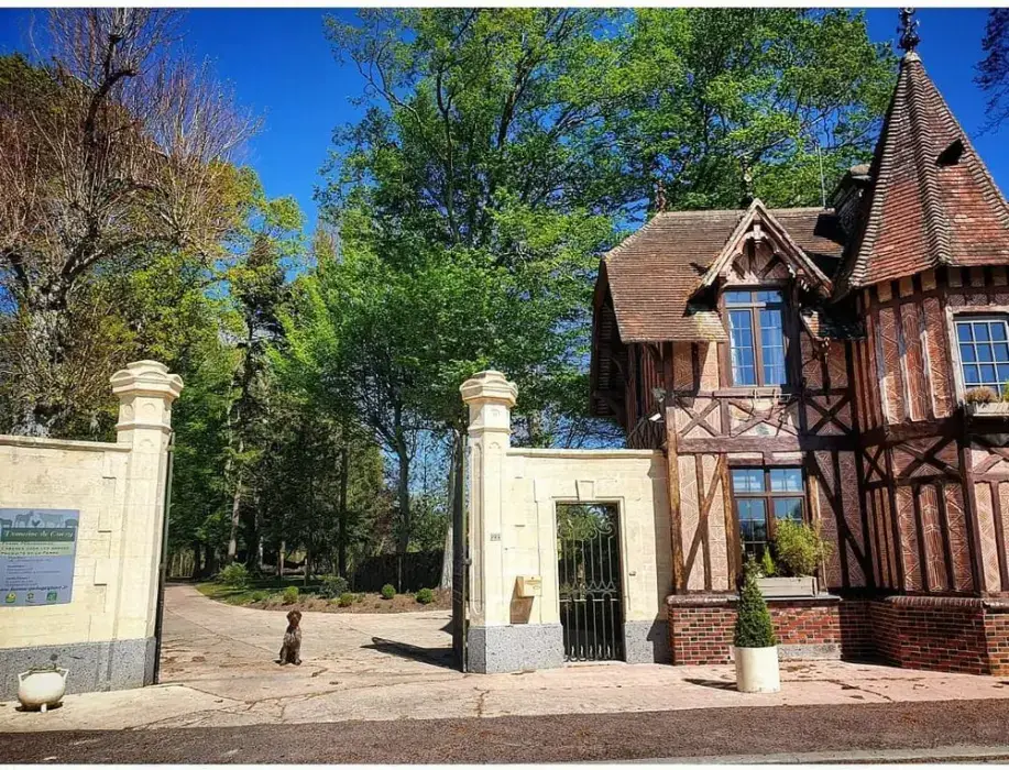 Château de Ouézy 7