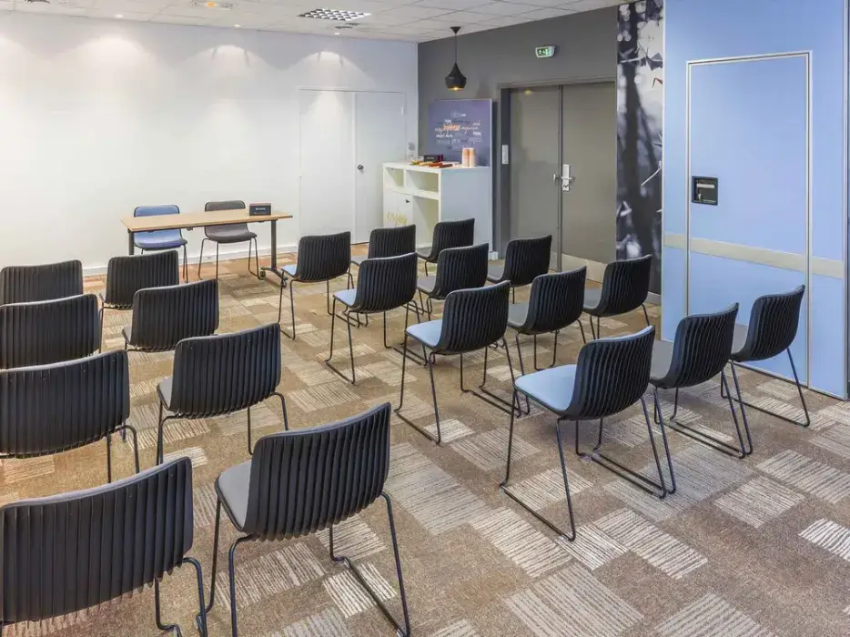 Ibis Rodez Centre 6