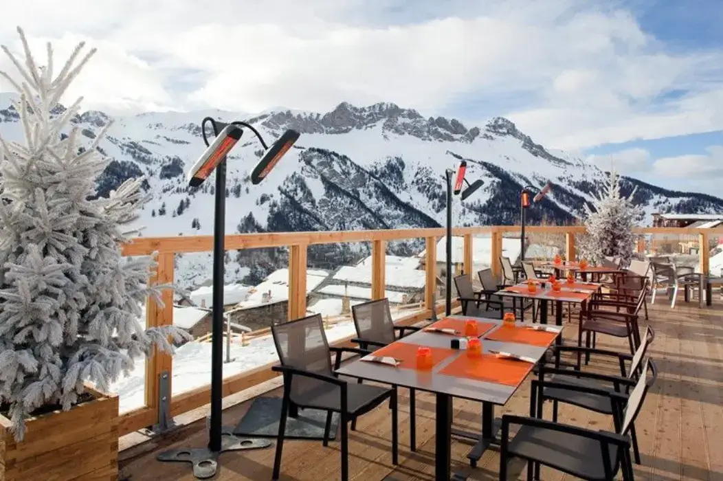L'Alta Peyra Hôtel et Spa 13