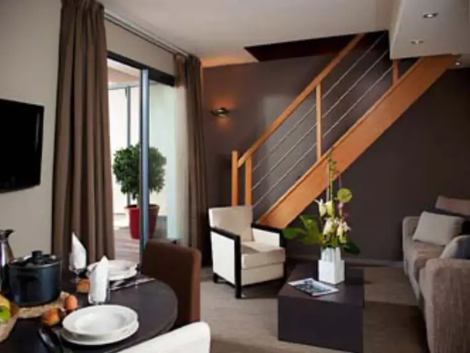 Hotel Clement Ader 8