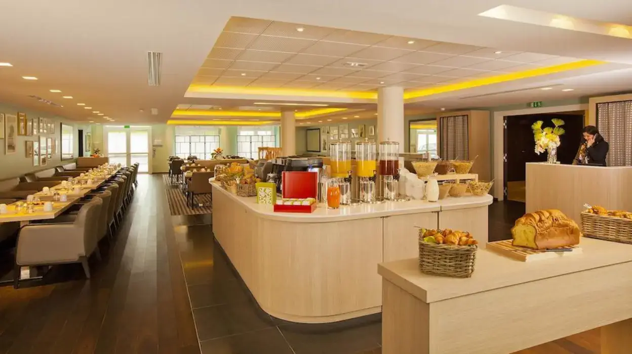 City Residence Paris CDG Airport 7