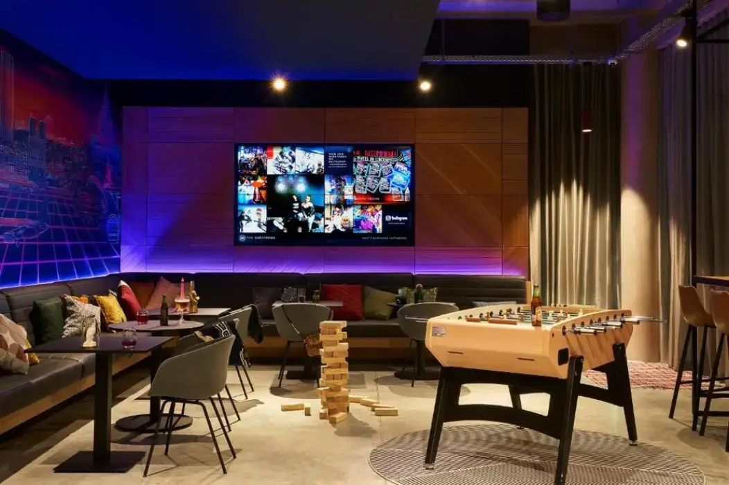 Moxy Paris Charles de Gaulle Airport 10