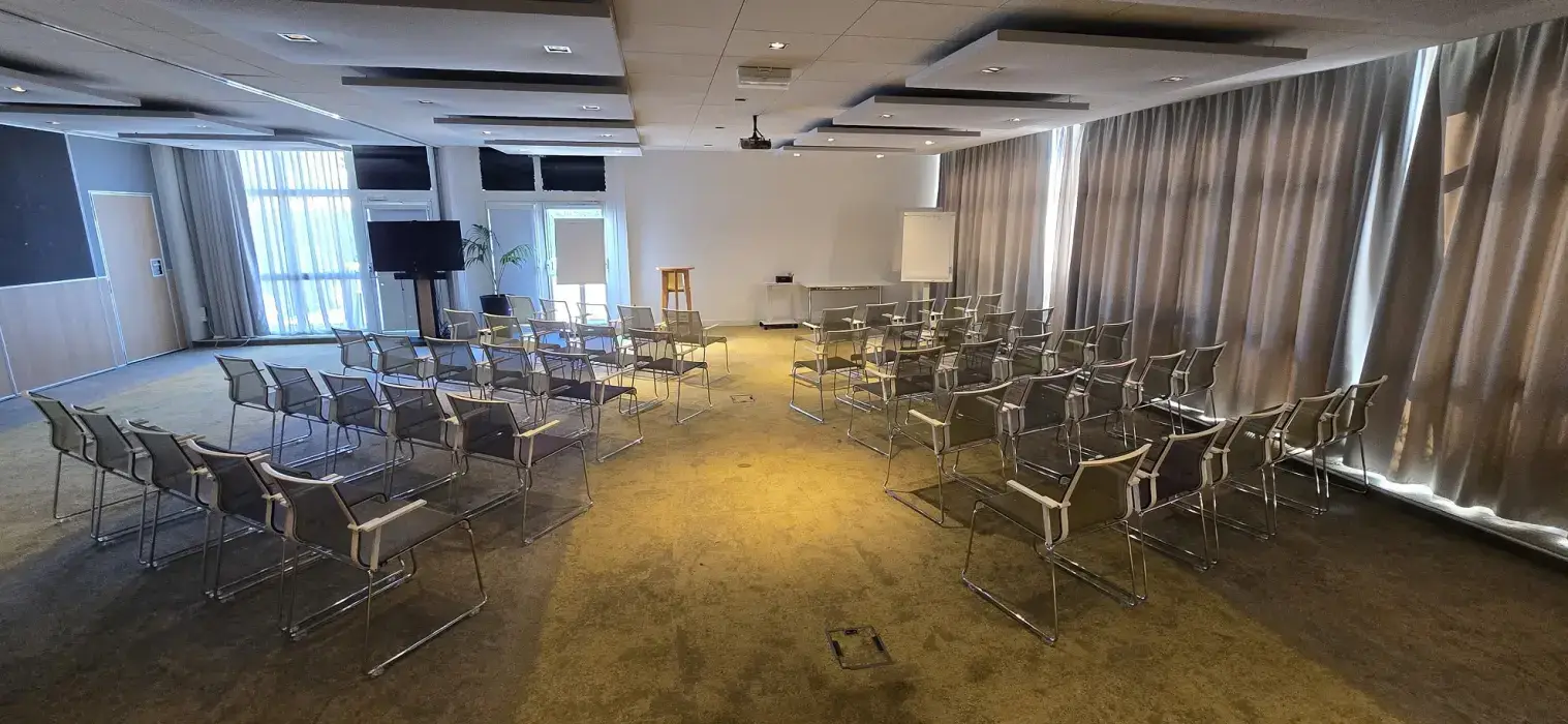 Novotel Bordeaux Lac 12