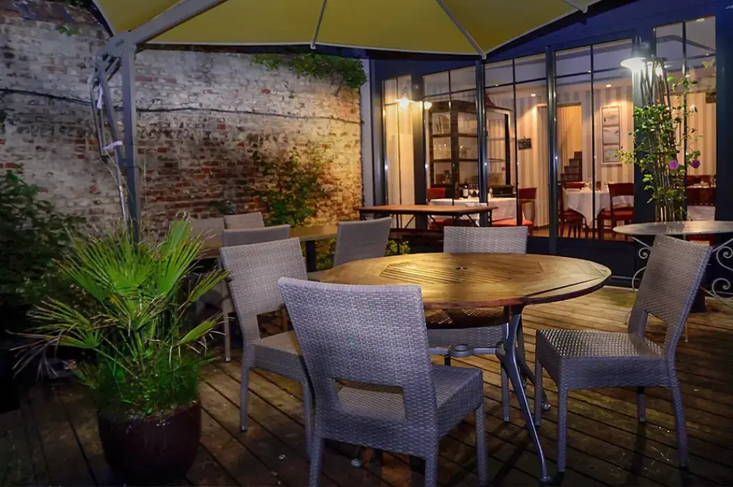 Hotel Les Hauts de Montreuil 2